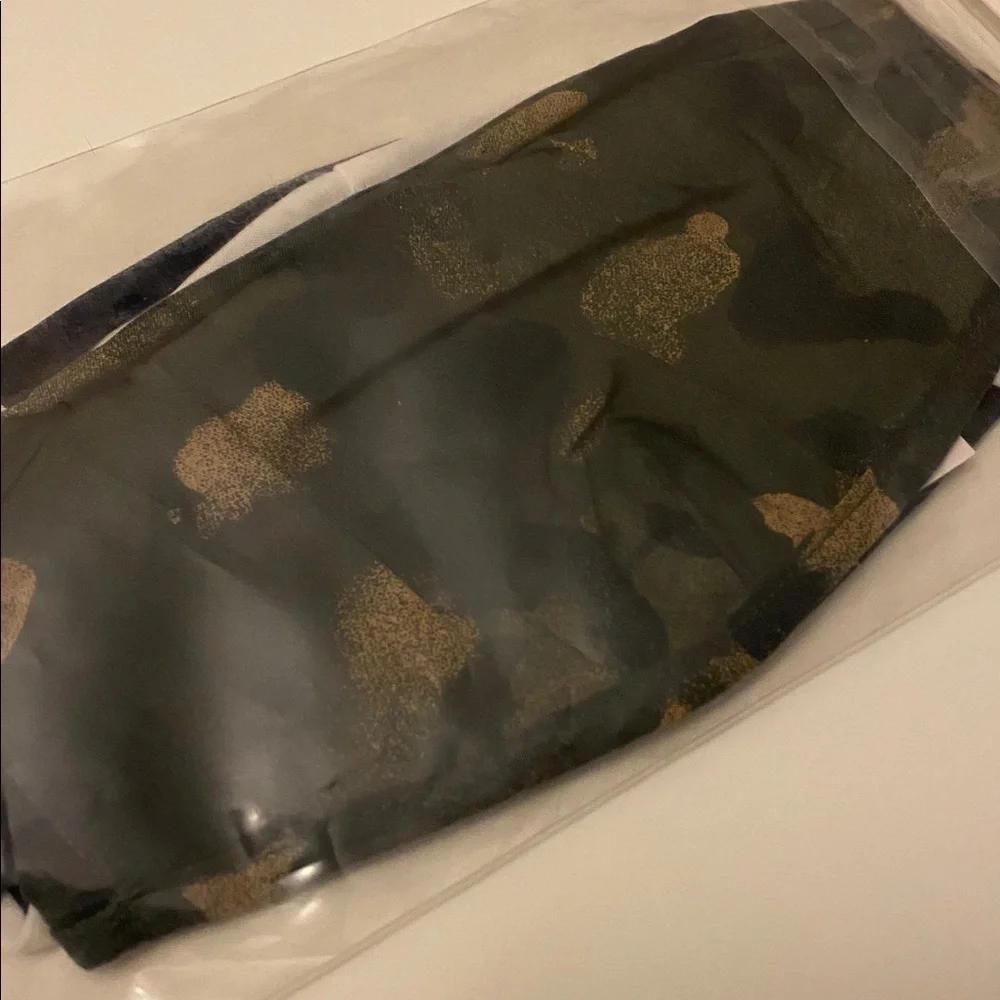 GAP Adult Reusable Face Mask Set